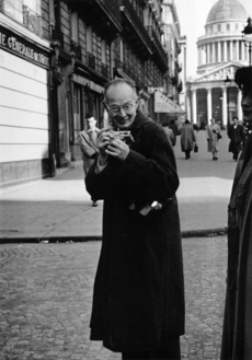 Portrait of Henri Cartier-Bresson - Paris - 1954 - Kimura Ihei.png