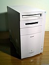 A Power Macintosh 8200, the 7200 in a Quadra 800 case Power Macintosh 8200 100.jpg