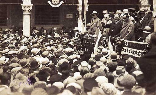 Stjepan Radić at the assembly in Dubrovnik