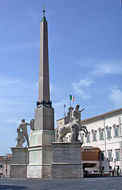 Place et palais du Quirinal.