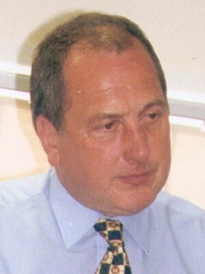 Image: Rondavies 1998 (cropped)