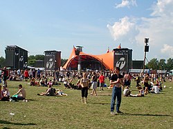 Roskilde festival 27-6-2003.JPG