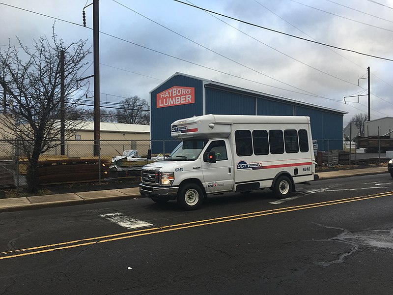 File:SEPTA CCT Connect bus 6248 in Hatboro PA.jpeg