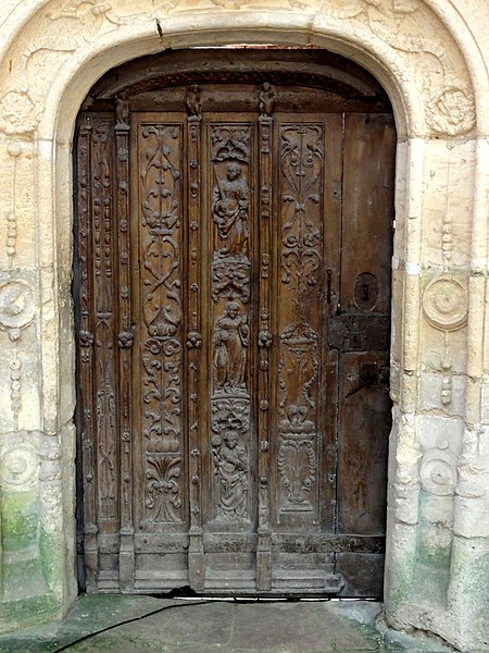 File:Saint-Martin-aux-Bois (60), église Saint-Martin, porte de la sacristie.jpg