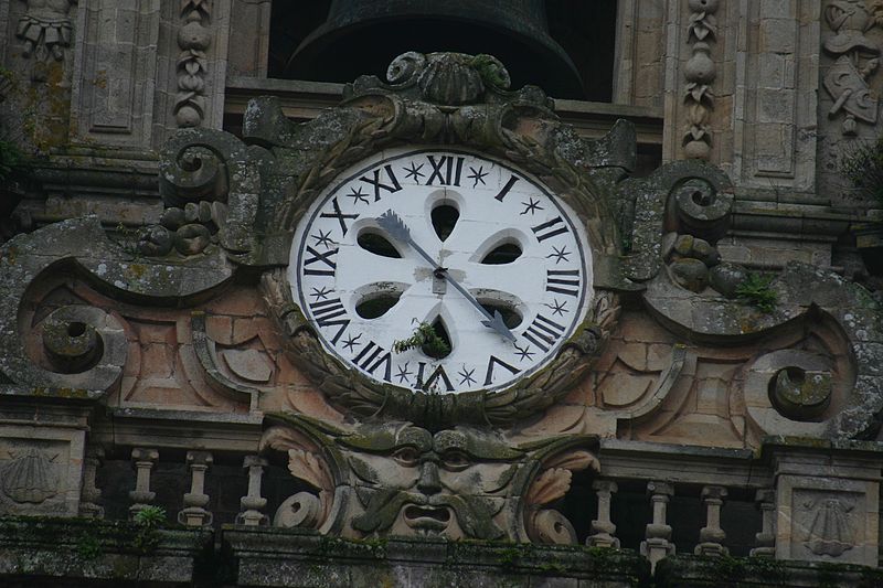 File:Spain.Santiago.de.Compostela.Catedral.Reloj.jpg