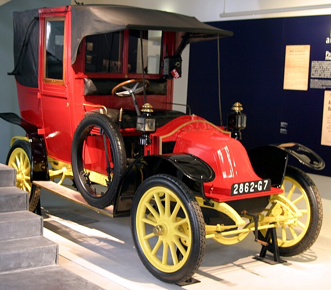 File:Taxi de la Marne, Musée de l'Armée-IMG 0987.jpg