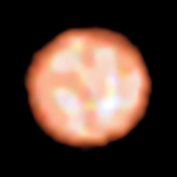 File:The surface of the red giant star π1 Gruis from PIONIER on the VLT.jpg
