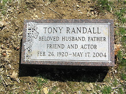 Randall's headstone in Westchester Hills Cemetery