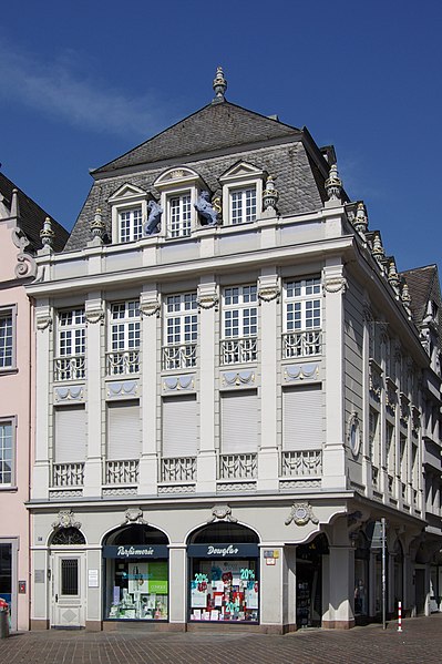 File:Trier Hauptmarkt 17.jpg