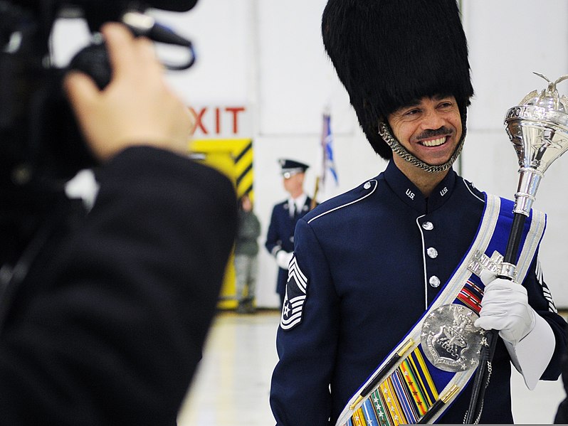 File:U.S. Air Force Chief Master Sgt. Edward Teleky, right, a drum major with the U.S. Air Force Band, gives an interview 130111-F-HB697-516.jpg