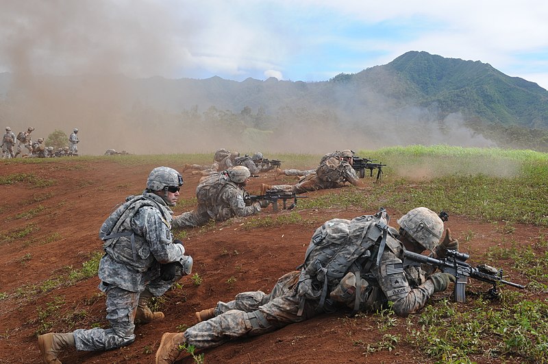 File:U.S. Soldiers assigned to the 3rd Brigade Combat Team, 25th Infantry Division move toward a simulated enemy during exercise Bronco Rumble at Schofield Barracks, Hawaii, May 8, 2013 130508-A-CJ175-204.jpg