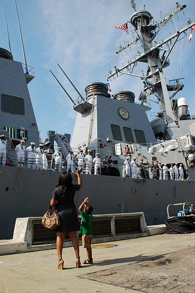 File:US Navy 100817-N-5292M-025 USS Laboon (DDG 58) departs Naval Station Norfolk.jpg