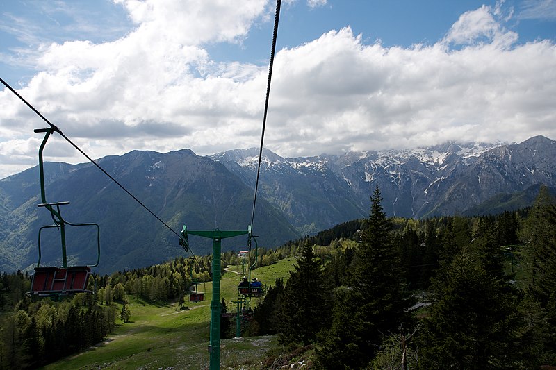 File:Velika planina (8965485494).jpg