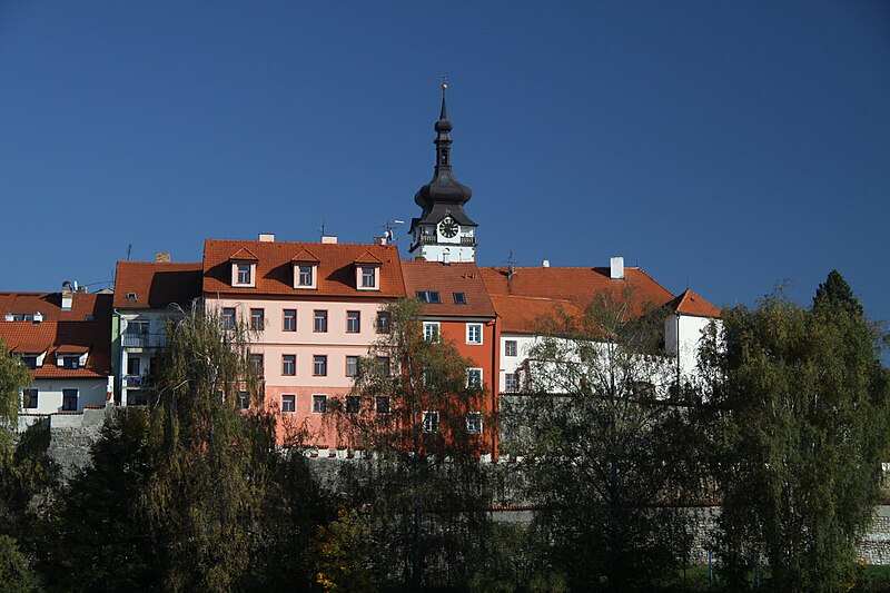 File:View to Písek from Otava River (2).JPG