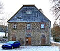 Bruchstein-Wohngebäude