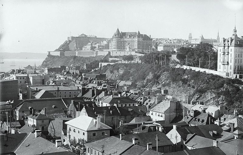 File:Vue panoramique de Quebec a partir de la Great Northern Elevator.jpg