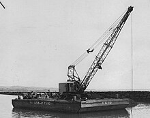 YS-110 with crawler crane US Navy wooden barge in 1942 YS-110withcrawlercraneUSNavywoodenbarge.jpg