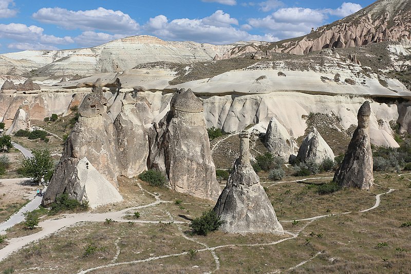 File:Zelve, Cappadocia 05.jpg