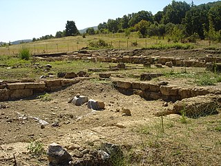 Остатоците од храмот на Евклеја во Ајга