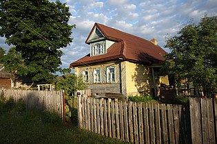 Ізба з люкарною (Тверська область) — поширений тип у Центральній Росії