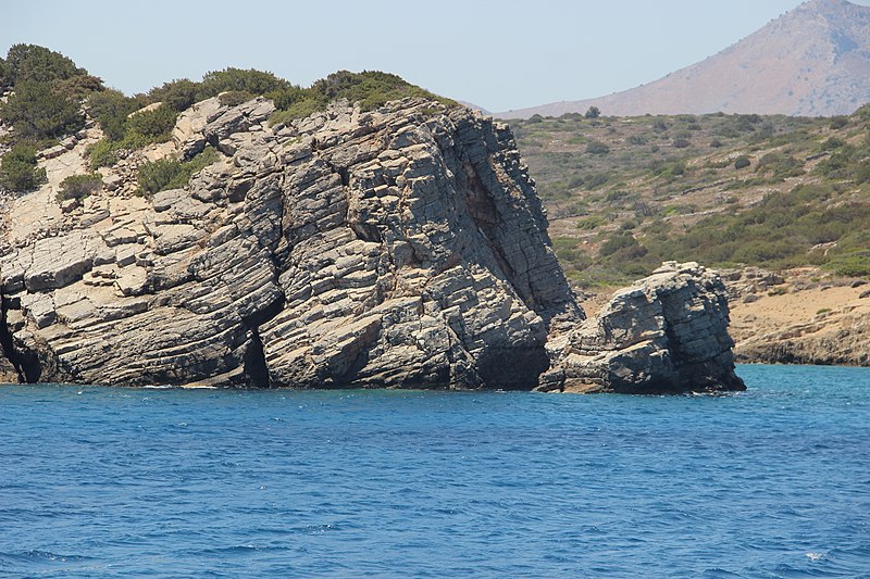 File:Мыс с носорогом. П-ов Spinalonga. Elounda. Lasithi. Crete. Greece. Июль 2013 - panoramio.jpg