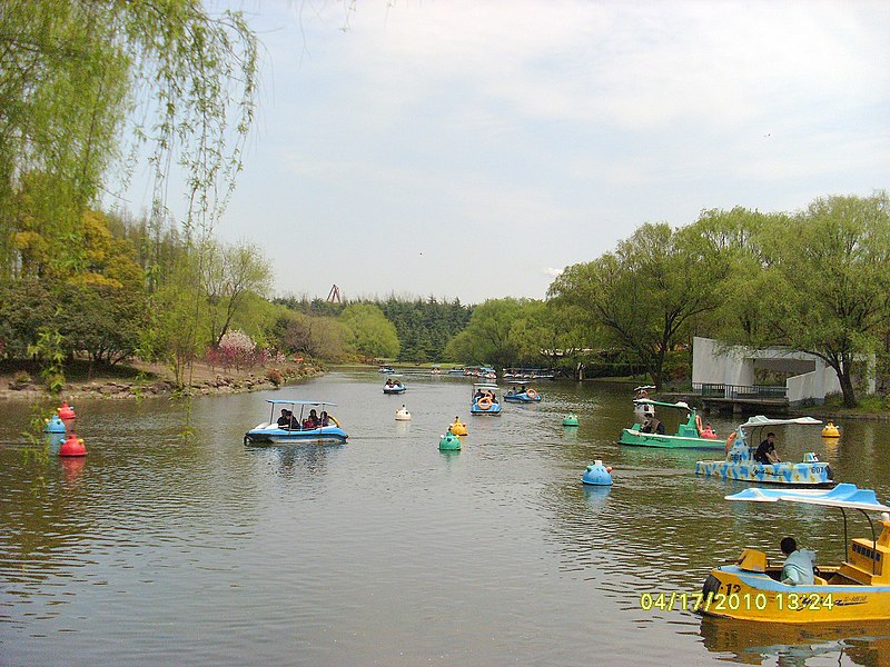 File:泛舟湖上 - panoramio.jpg