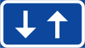 Two-way traffic on cycle and moped track