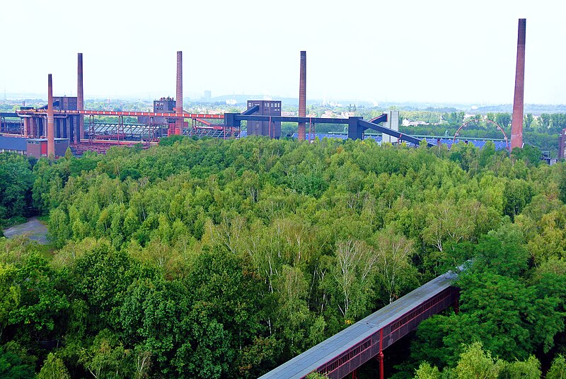 File:1444 zeche zollverein.JPG