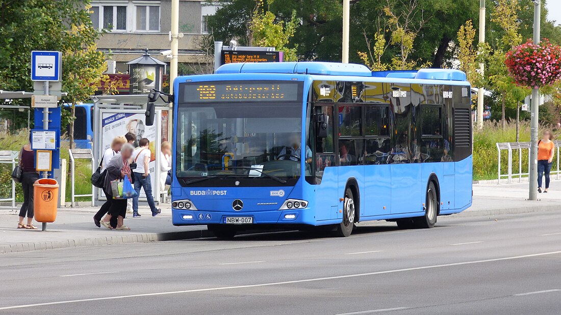 Mercedes-Benz Conecto