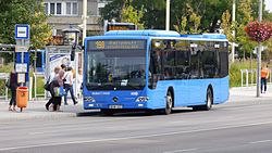 198-as busz a Rákoskeresztúr, városközpont megállóhelyen