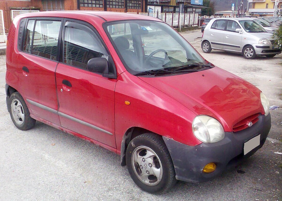 1200px-1998_Hyundai_Atos_front.jpg