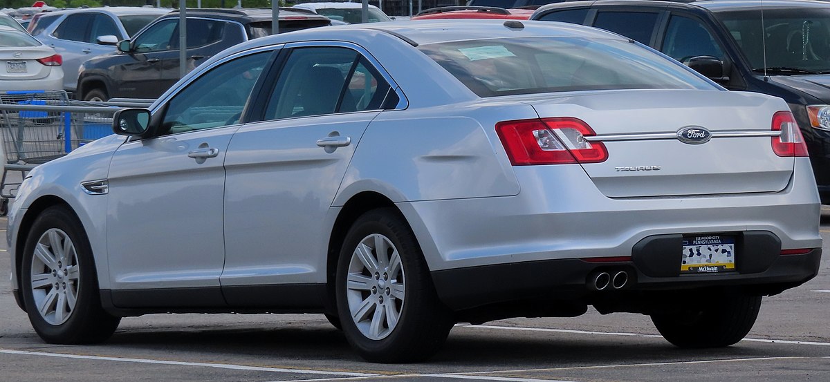 Ford Taurus 2010