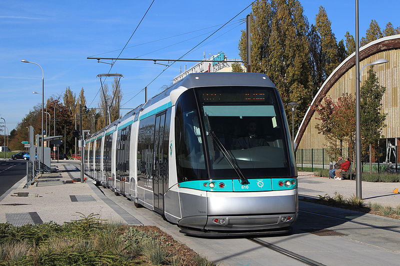 File:57,280 T6 Meudon-la-F Translohr n°610 par Cramos.JPG