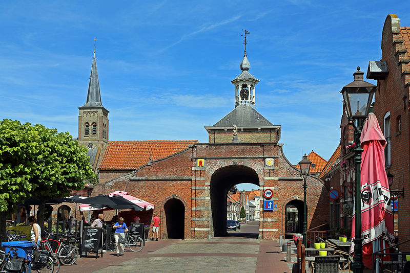 File:Aardenburg Westpoort R01.jpg