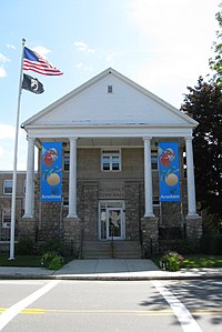 Acushnet Town Hall, Acushnet, Massachusetts.jpg