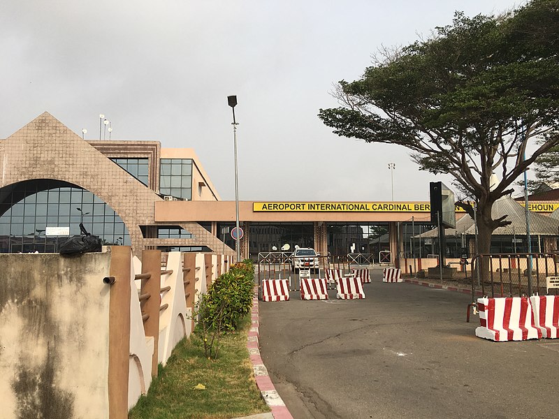 File:Aeroport International Cardinal Bernardin Gantin, Cotonou, Bénin Jan 10, 2020 09-22-41 AM.jpeg