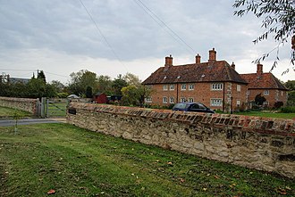 The 17th-century almshouses Almshouses Worminghall Geograph-2671646-by-Bill-Boaden.jpg