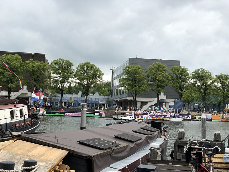 File:Amsterdam Pride Canal Parade 2019 036.jpg