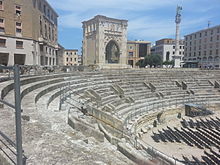 amphithéâtre romain italie milan