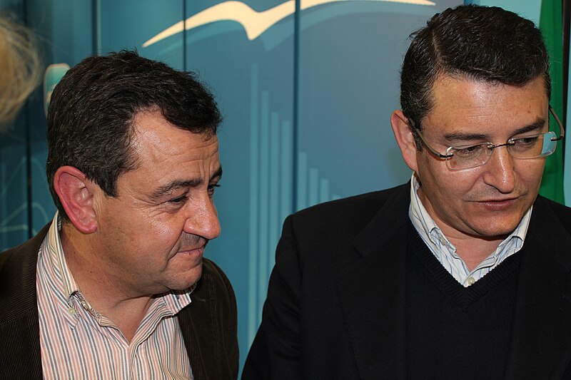 File:Antonio Sanz y José Loaiza.jpg