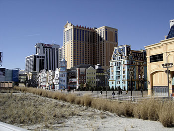 English: View to the boardwalk of Atlantic Cit...