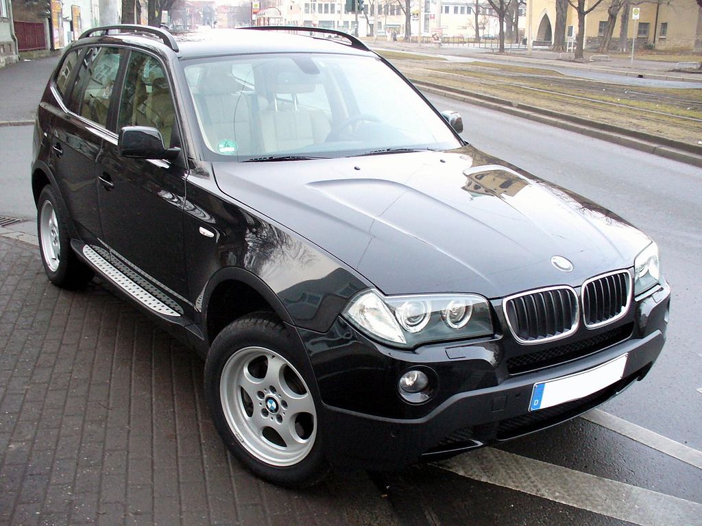 BMW E83 X3 Youngtimer Facelift model