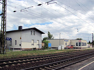 Bahnhof Naundorf.JPG