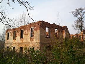 Sudegęs rūmų pastatas