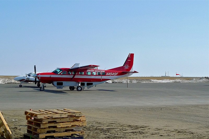 File:Bethel Airport and planes (6971088528).jpg