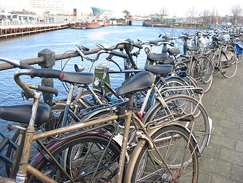 Bikes outside Central station.jpg