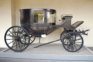 <span class="mw-page-title-main">Clarence (carriage)</span> Type of horse-drawn carriage