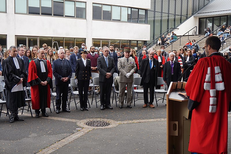 File:Cérémonie en l'honneur des Compagnons de la Libération - Paris XII.jpg