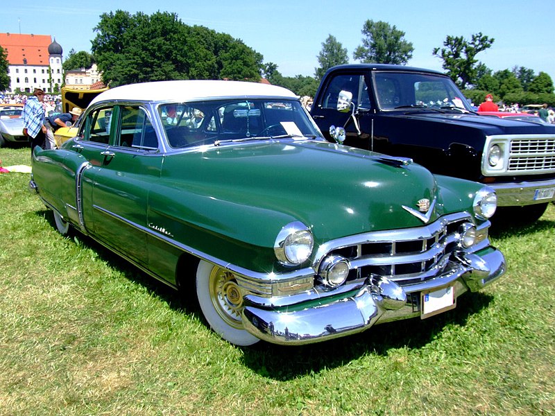 File:Cadillac Fleetwood 60Special 1952.JPG