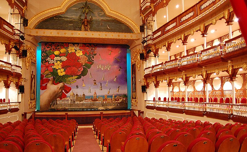 File:Cartagena de Indias, interior del Teatro Heredia 2.jpg